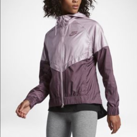 nike windrunner hooded jacket